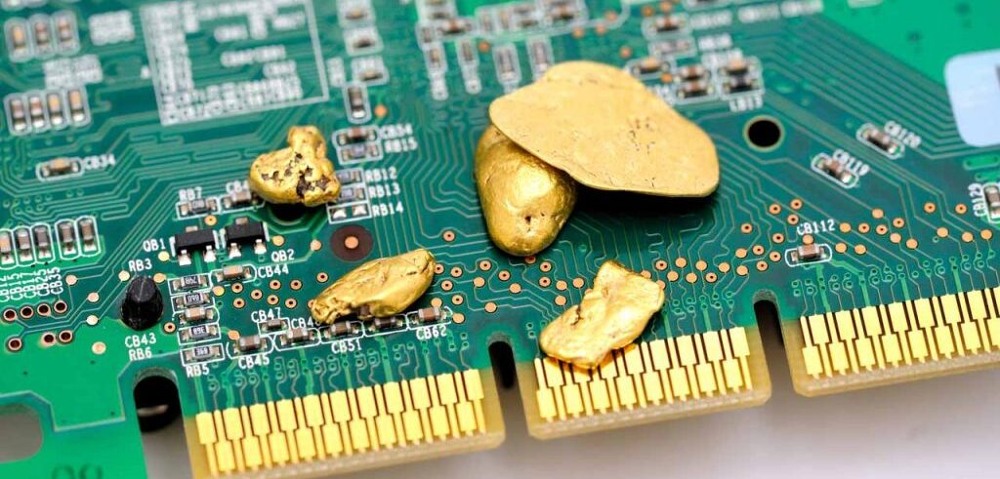 High Gold Content Pure Gold In Electronics What is Gold Used for Today? - Tavex Bullion